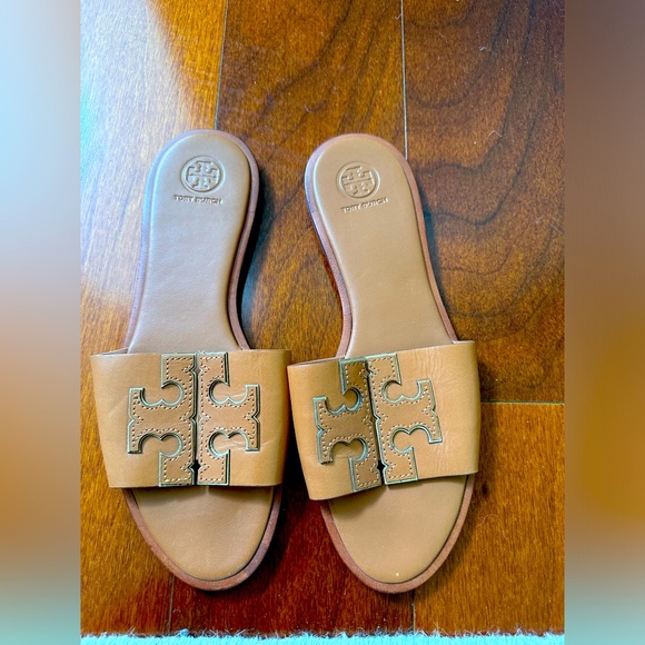 Tory Burch Shoes - Tory Burch 8.5